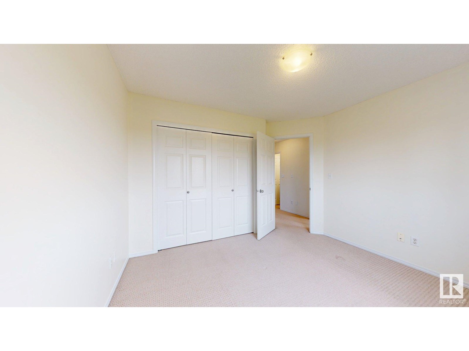Photo 11 of 1644 Melrose Pl Sw, Edmonton AB