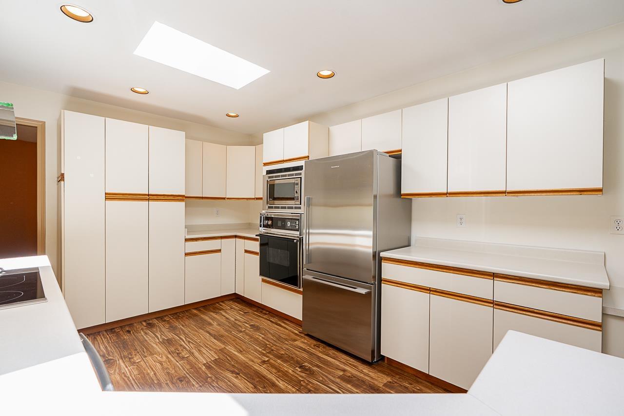 Photo 13 of 2211 148 A Street, Surrey BC