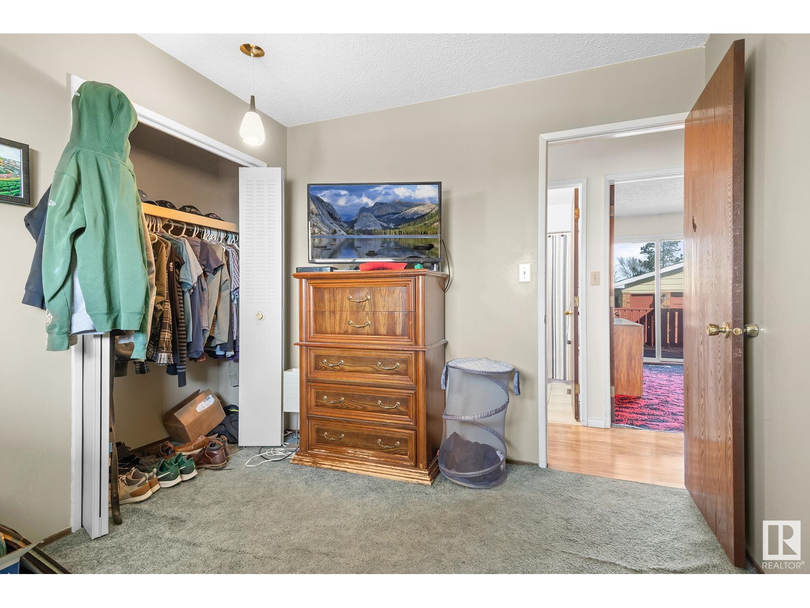Photo 18 of 4112 136 Av Nw, Edmonton AB