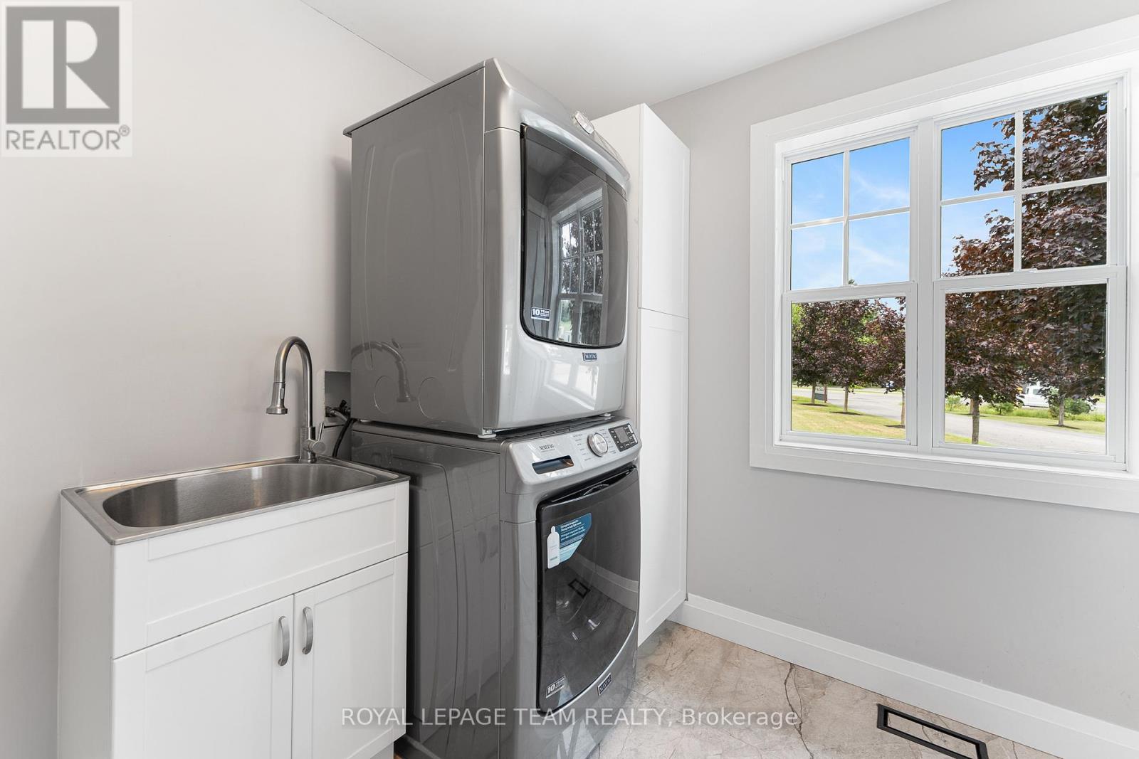 Photo 22 of 7474 Mitch Owens Road, Ottawa ON