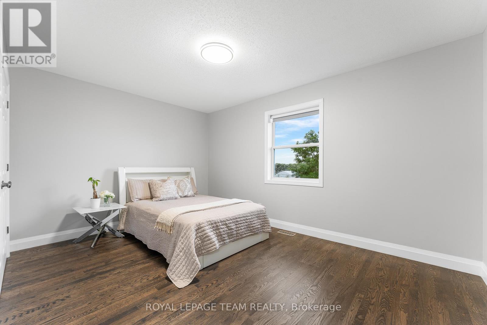 Photo 14 of 7474 Mitch Owens Road, Ottawa ON