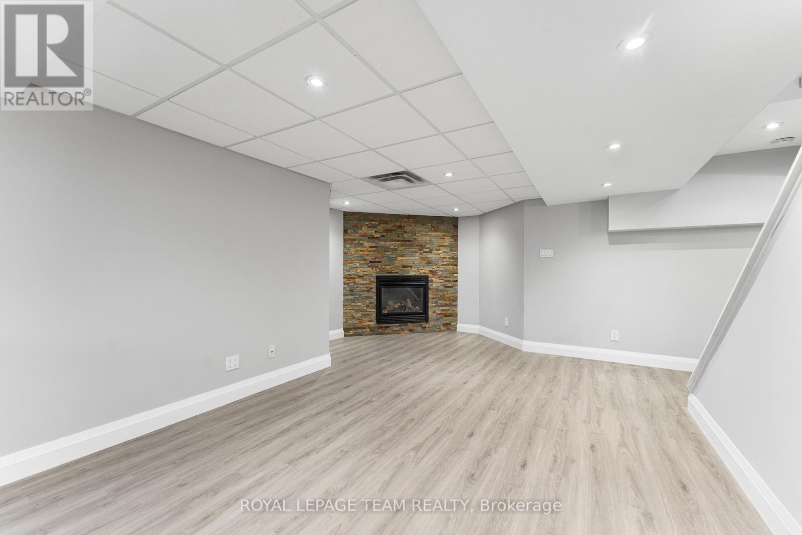 Photo 20 of 7474 Mitch Owens Road, Ottawa ON