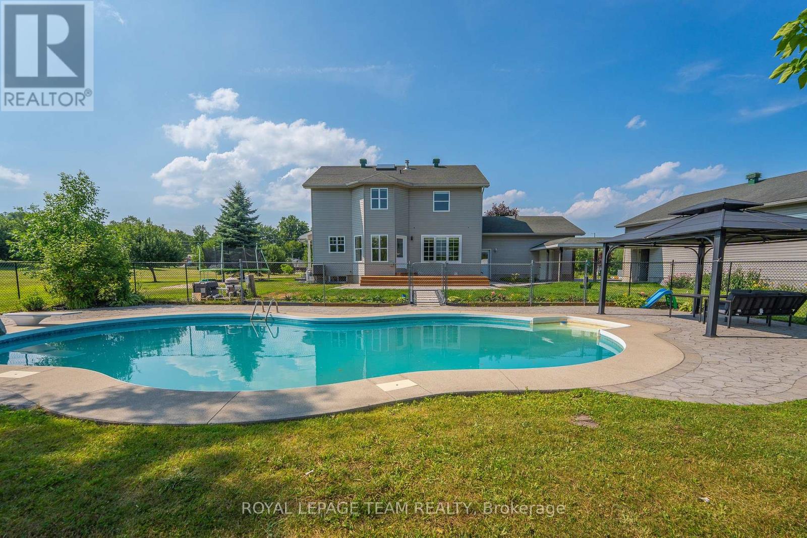 Photo 34 of 7474 Mitch Owens Road, Ottawa ON