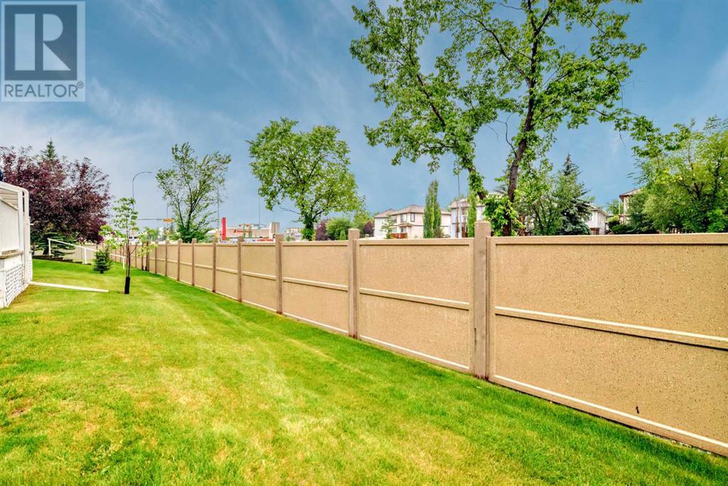 Single Family House for Sale in  Douglas Glen Park SE Douglasdale/Glen Calgary 