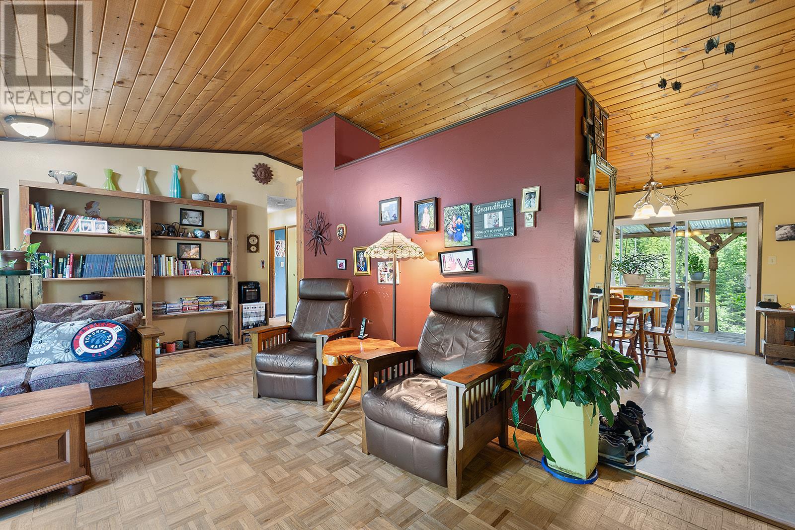 16324 Bowe Road, Crawford Bay