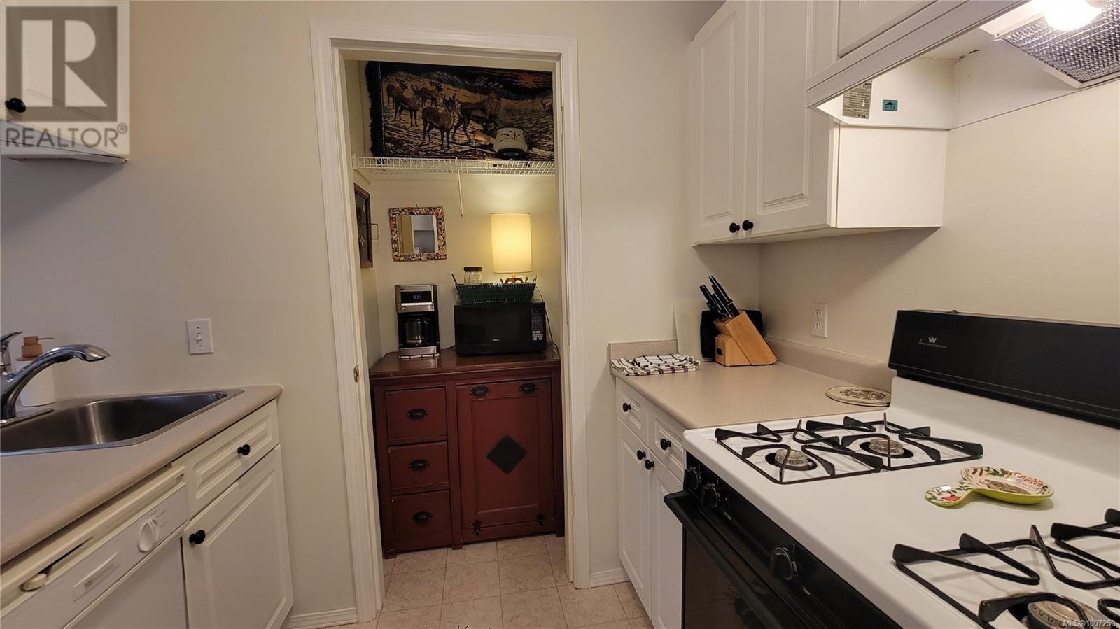 111 1105 Henry Rd, Courtenay