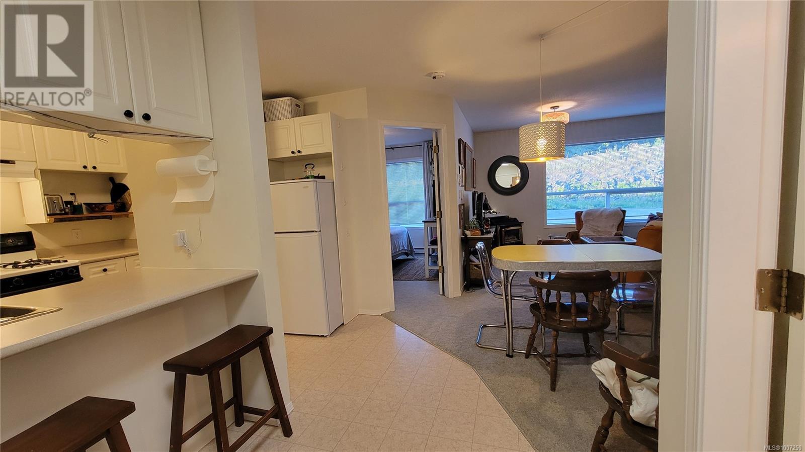 111 1105 Henry Rd, Courtenay