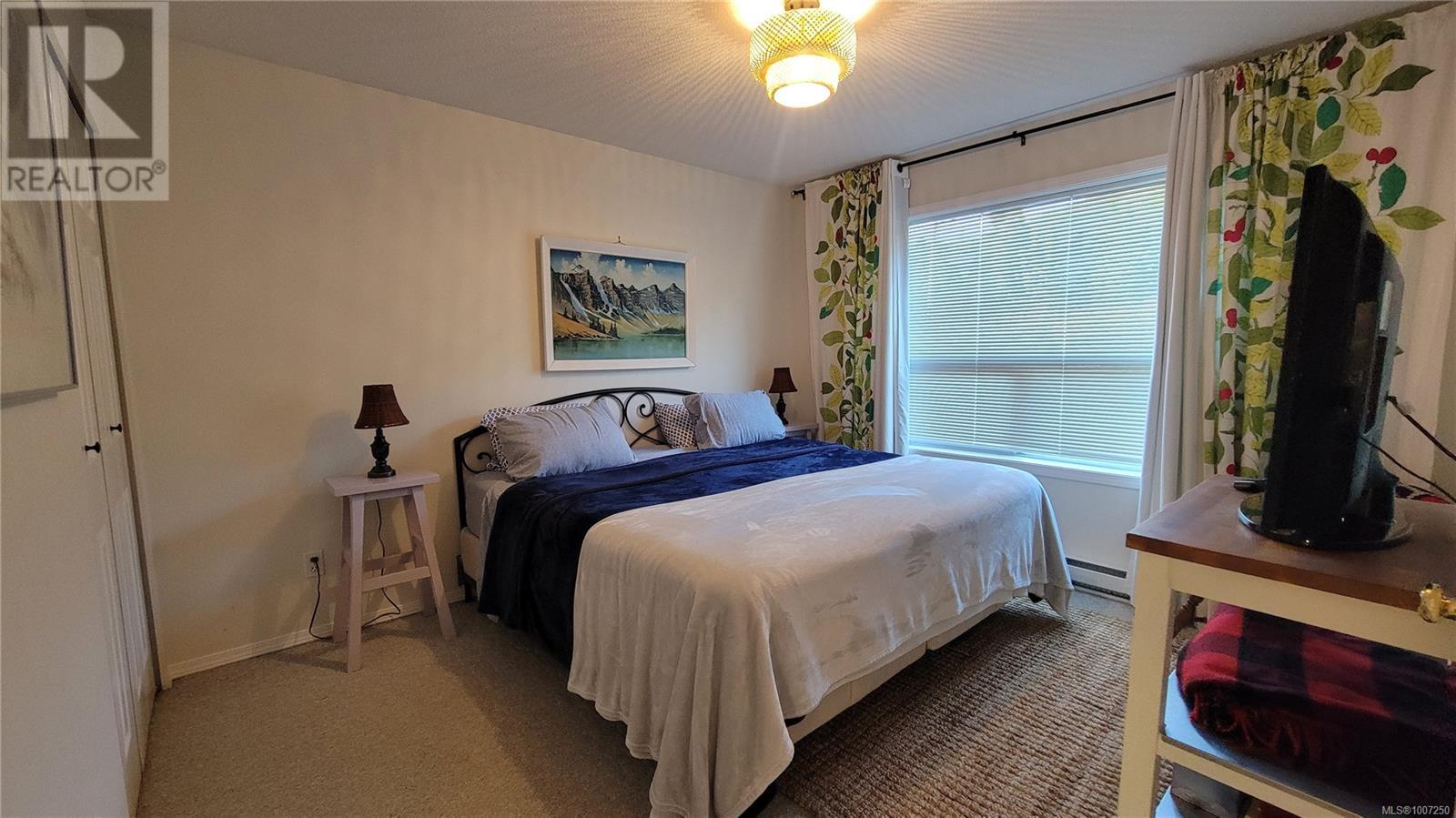 111 1105 Henry Rd, Courtenay
