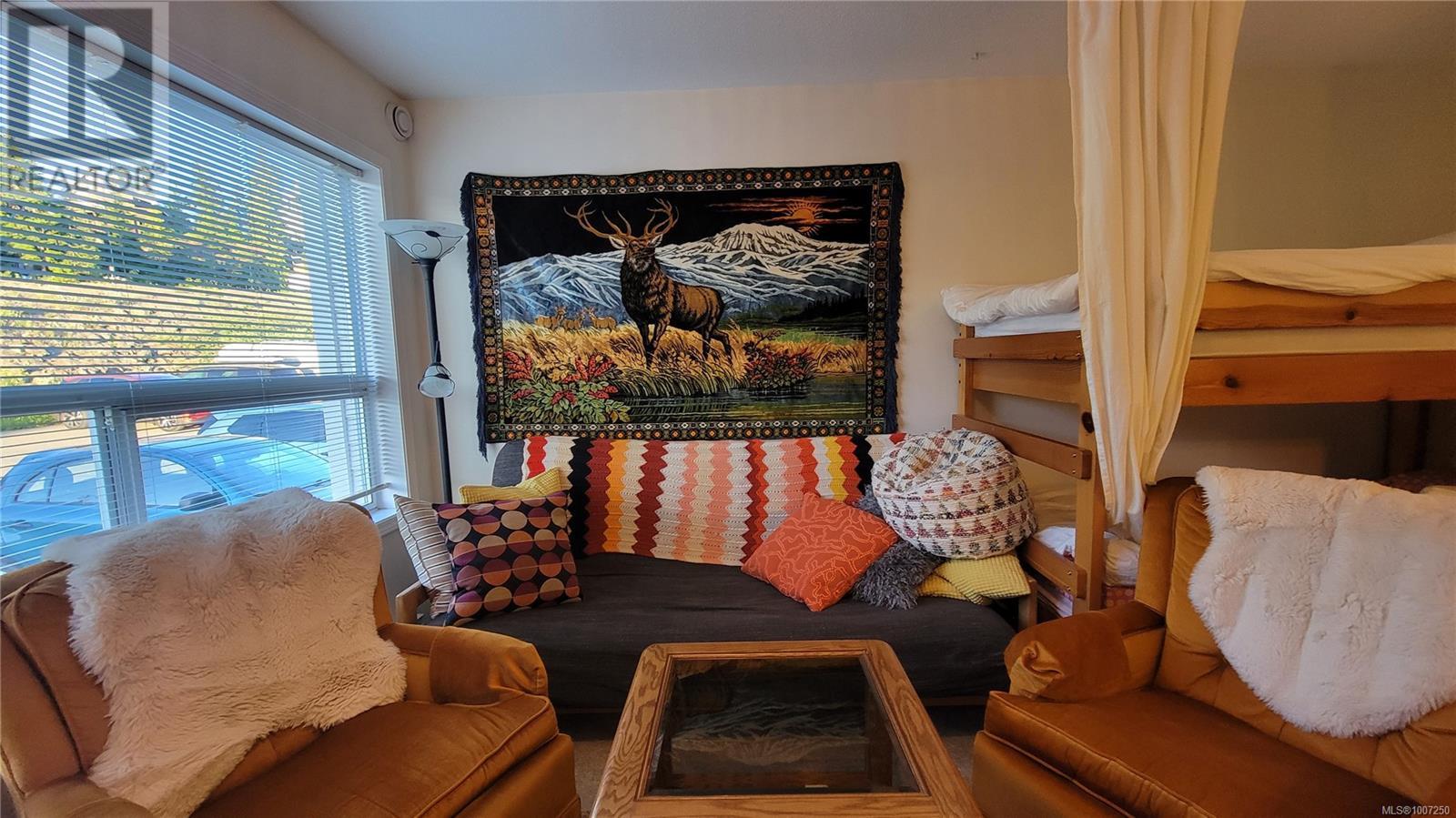 111 1105 Henry Rd, Courtenay