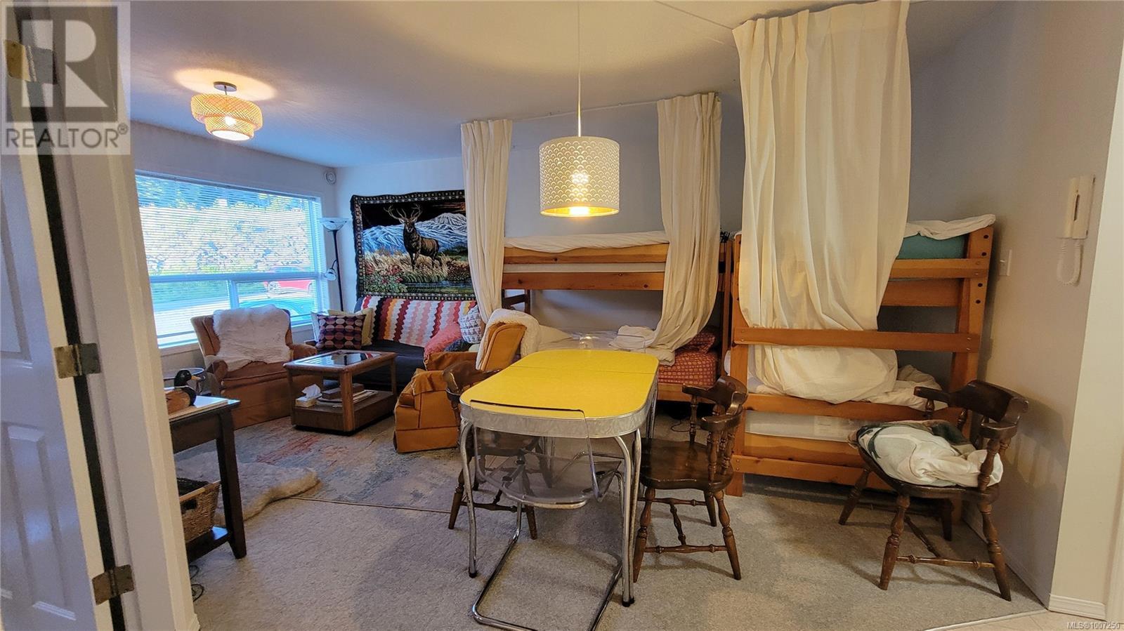 111 1105 Henry Rd, Courtenay