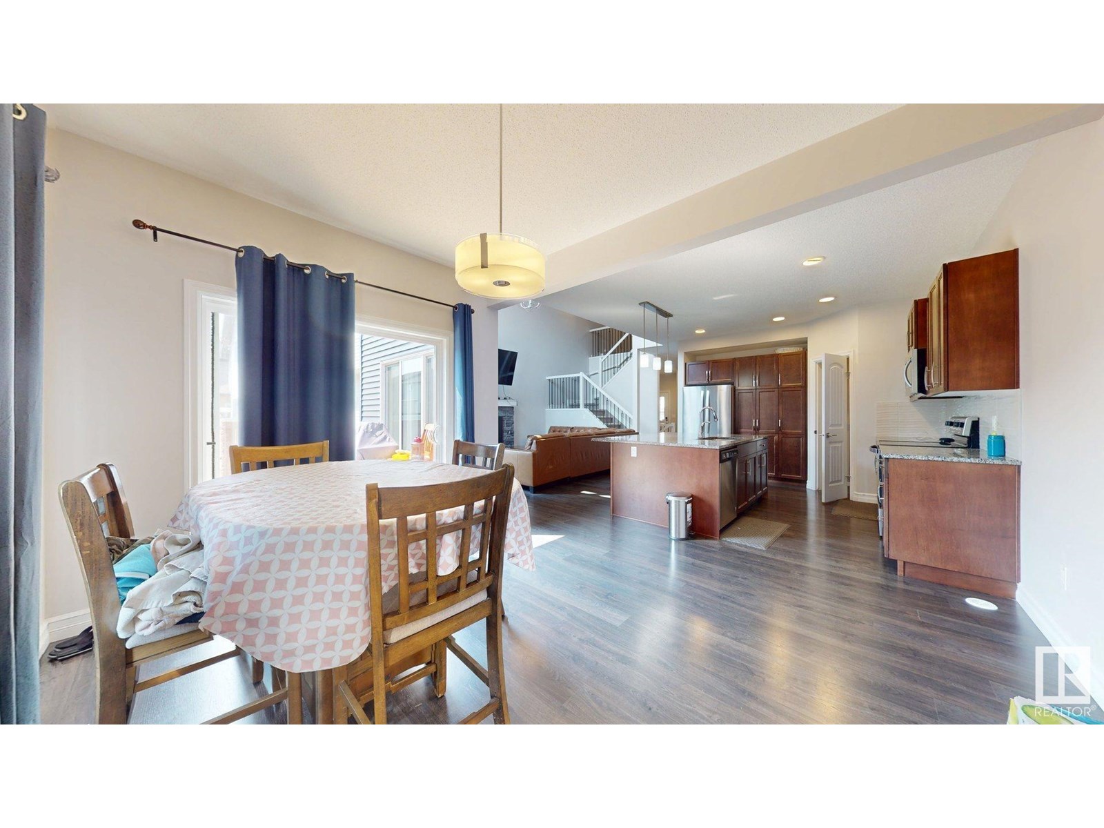Photo 27 of 1245 26 A St Nw, Edmonton AB