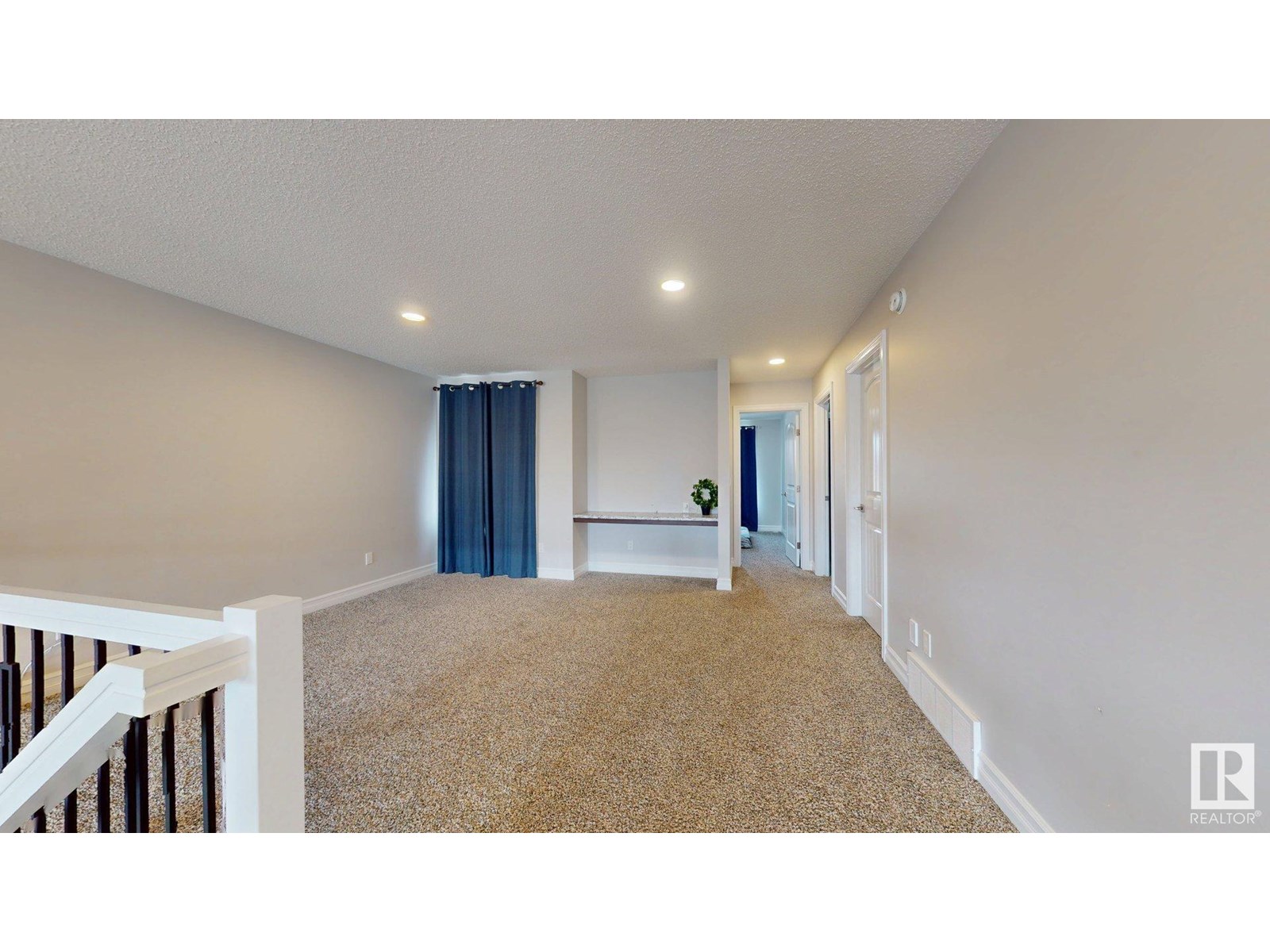 Photo 38 of 1245 26 A St Nw, Edmonton AB