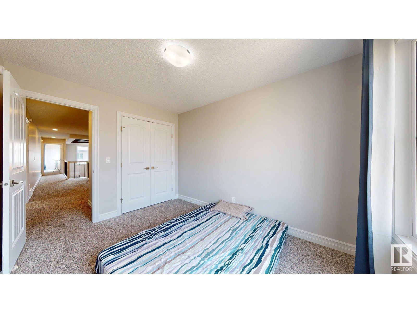 Photo 24 of 1245 26 A St Nw, Edmonton AB