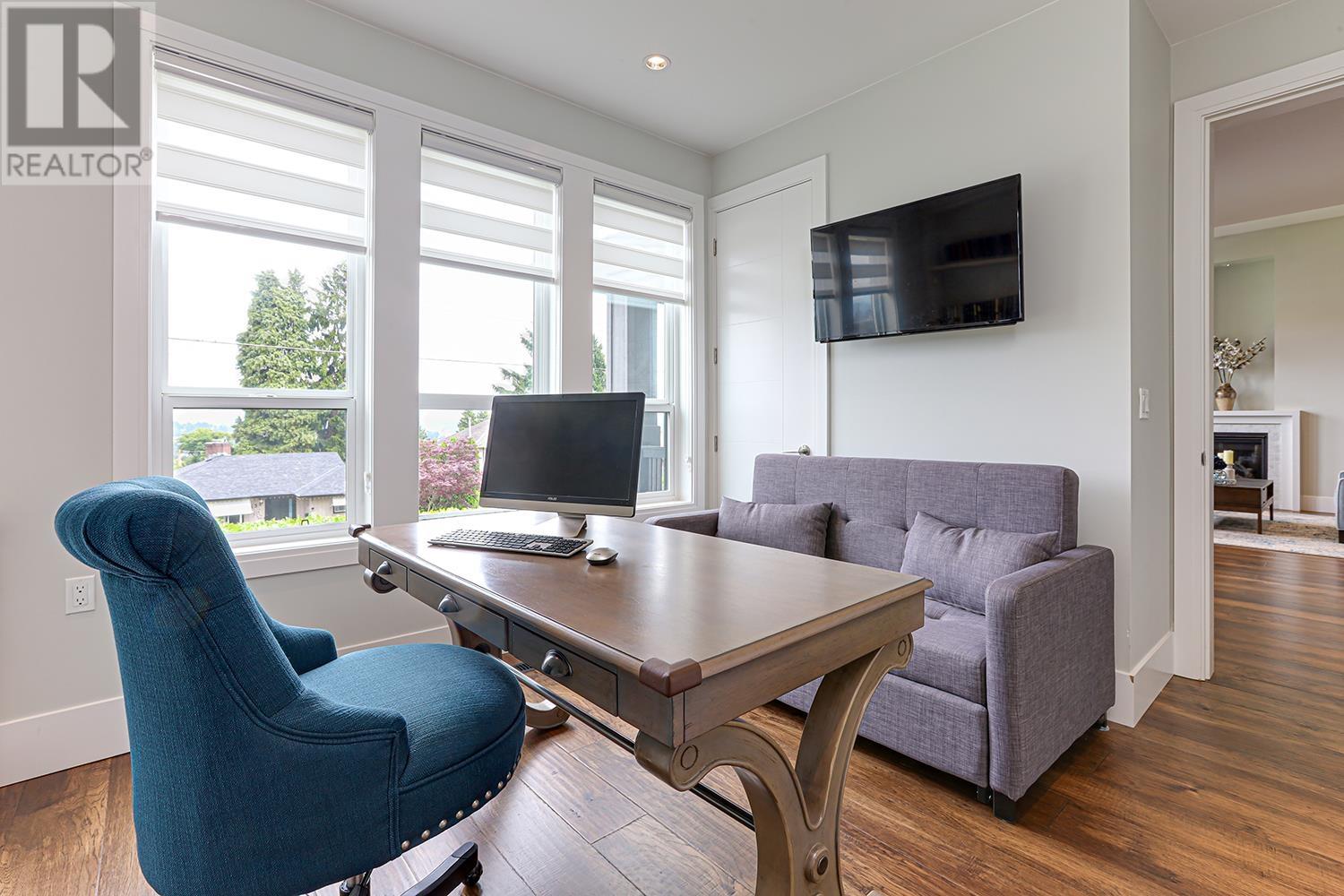 533 AMESS STREET, New Westminster