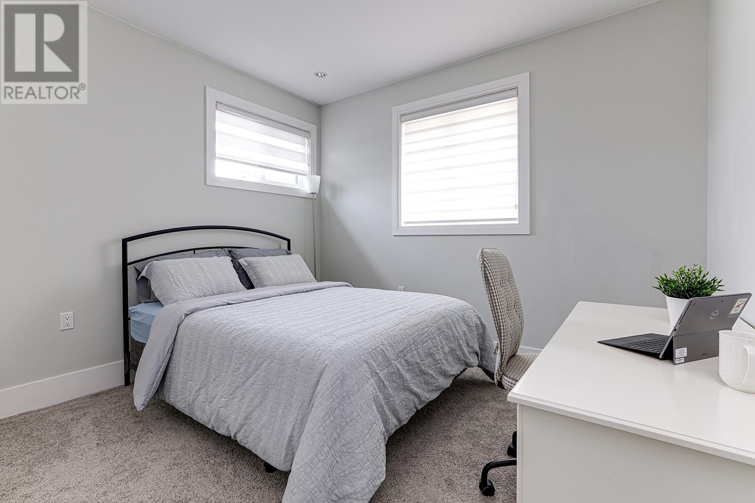 533 AMESS STREET, New Westminster