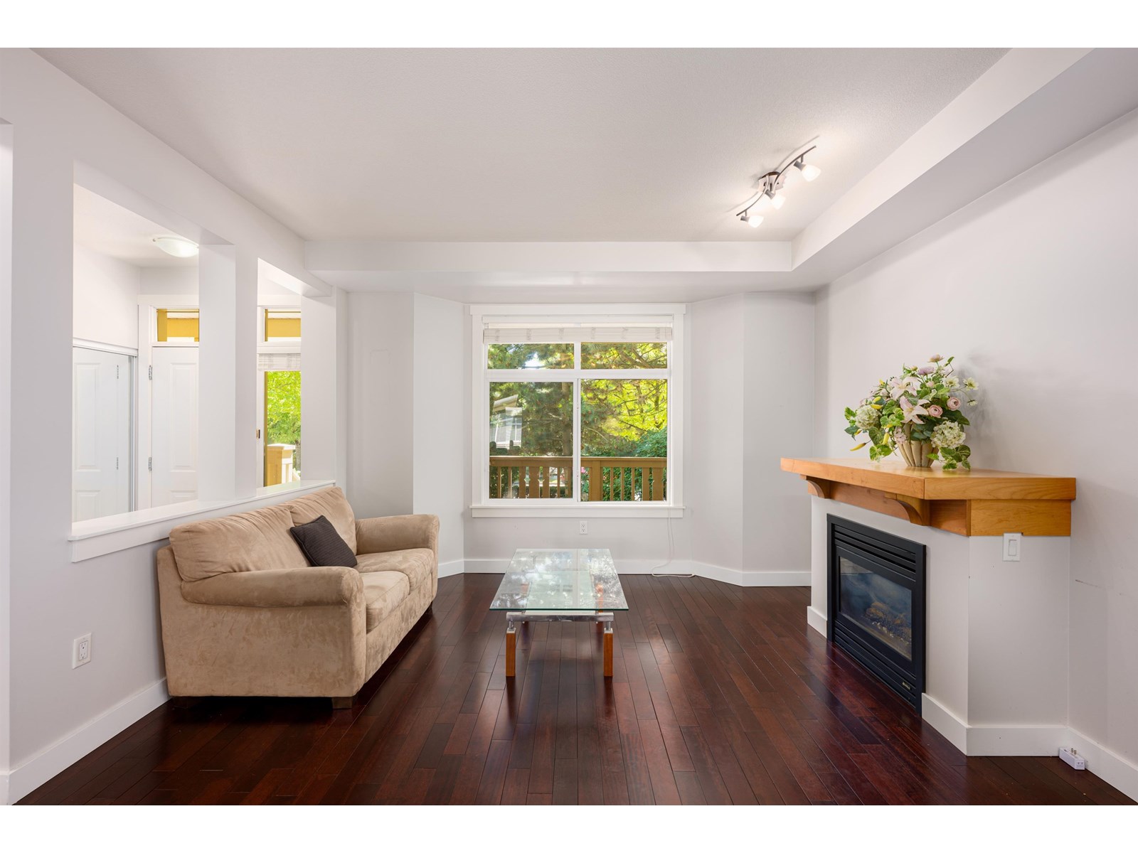 Photo 6 of 27 15255 36 Avenue, Surrey BC