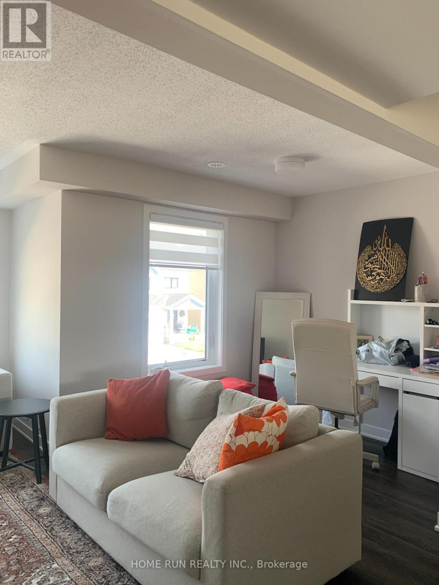Photo 11 of 2426 Watercolours Way, Ottawa ON