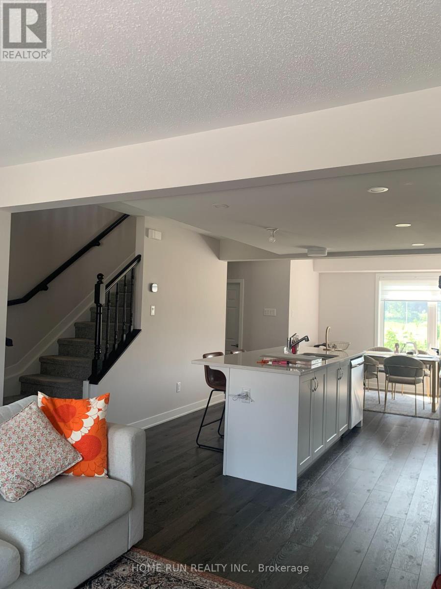 Photo 14 of 2426 Watercolours Way, Ottawa ON