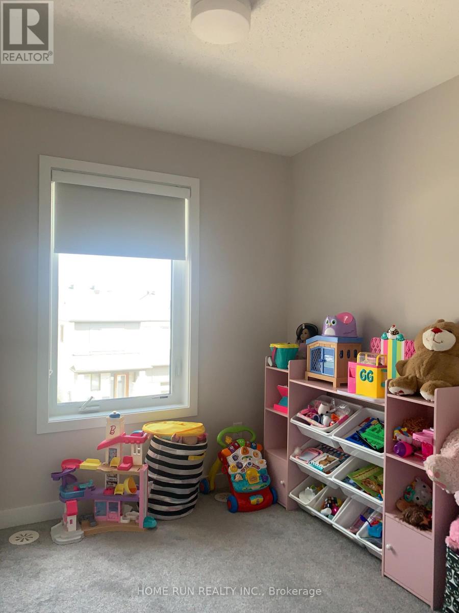 Photo 18 of 2426 Watercolours Way, Ottawa ON