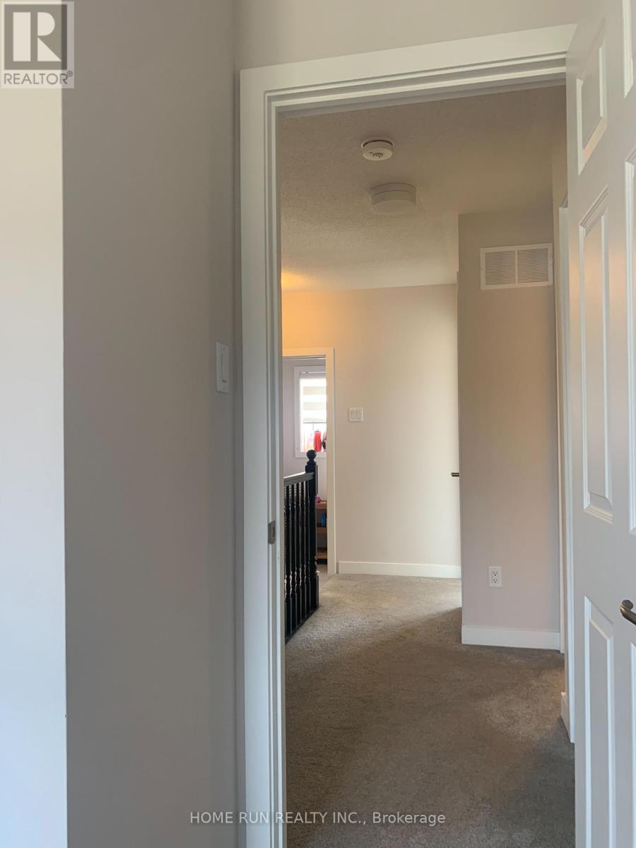 Photo 19 of 2426 Watercolours Way, Ottawa ON