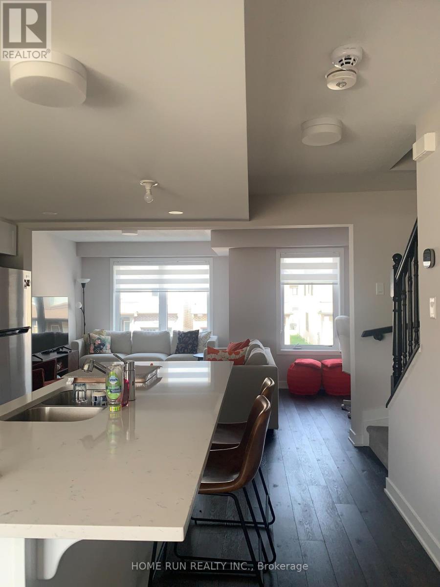 Photo 9 of 2426 Watercolours Way, Ottawa ON