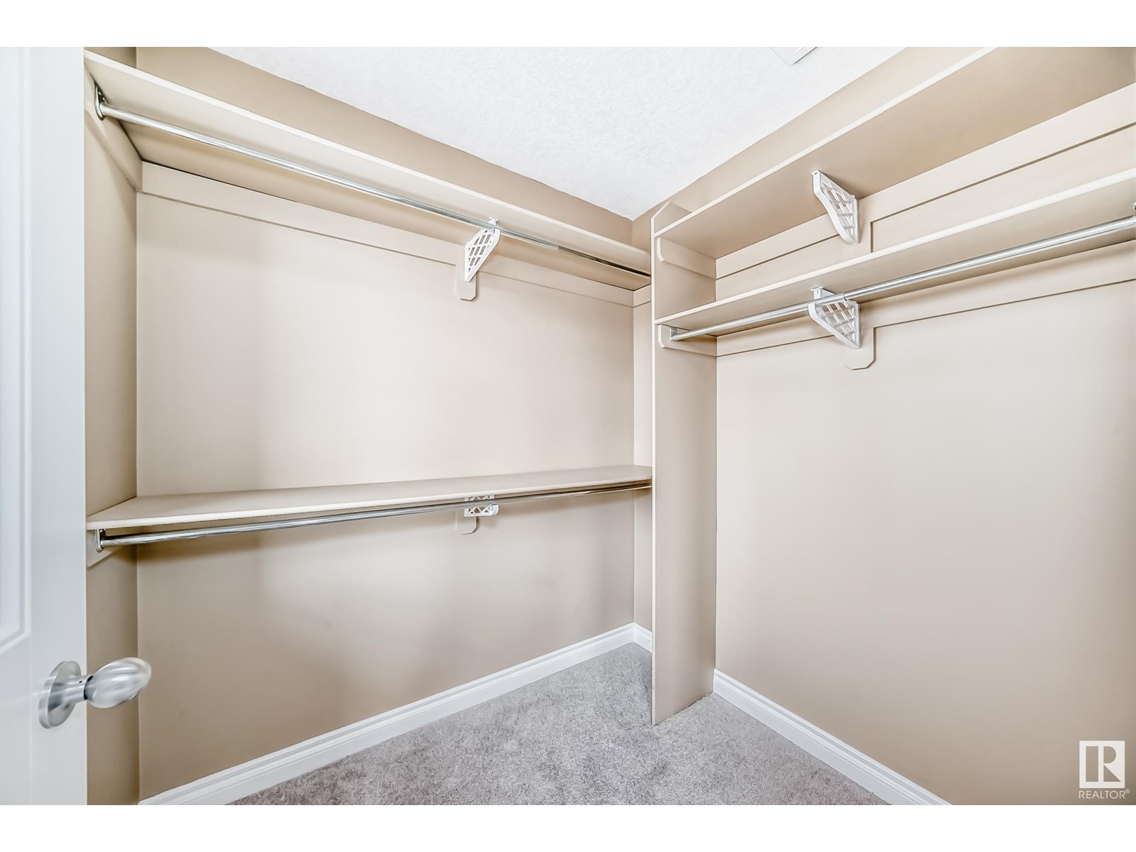 Photo 41 of 15143 32 St Nw, Edmonton AB