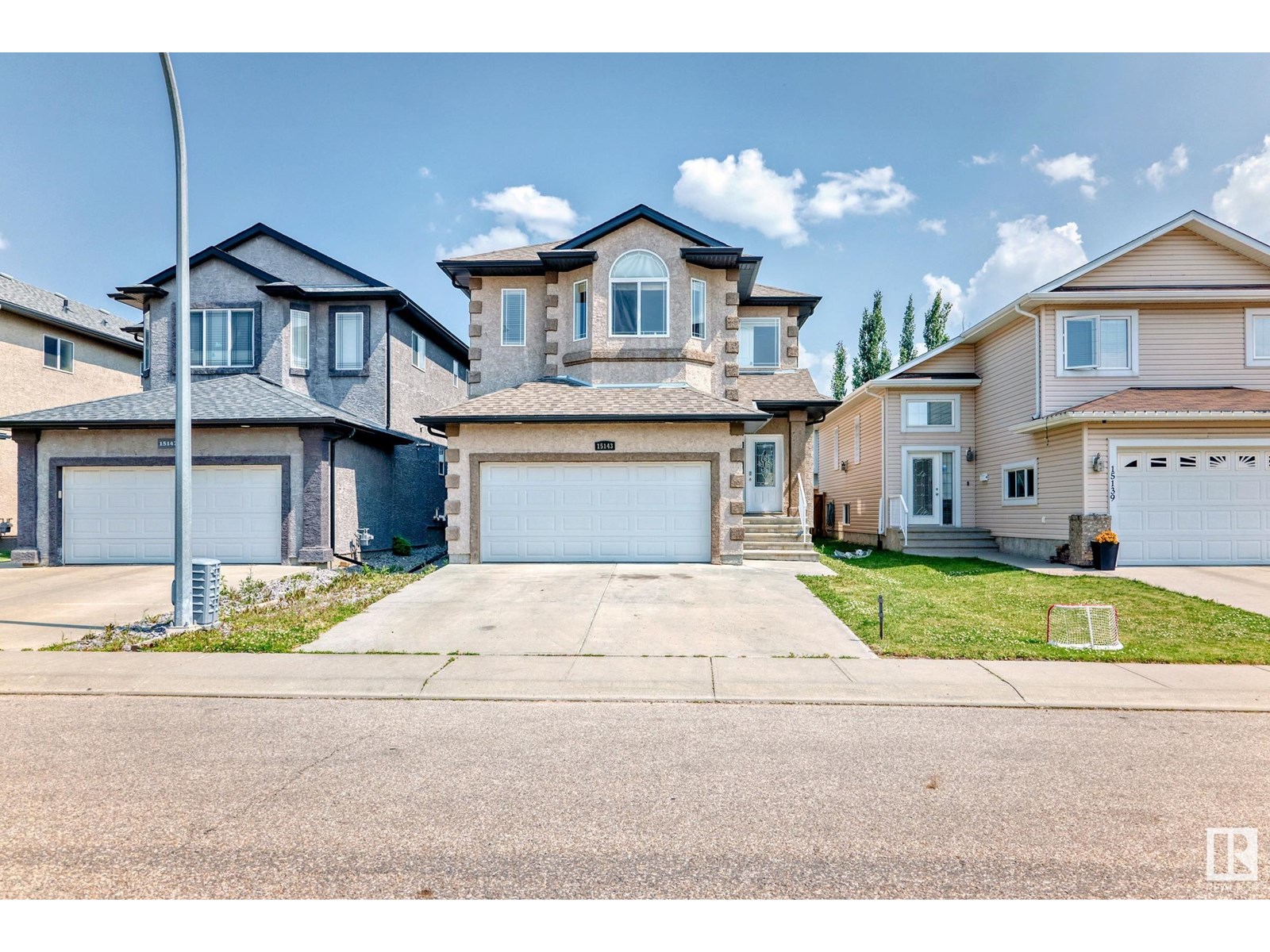 Photo 69 of 15143 32 St Nw, Edmonton AB