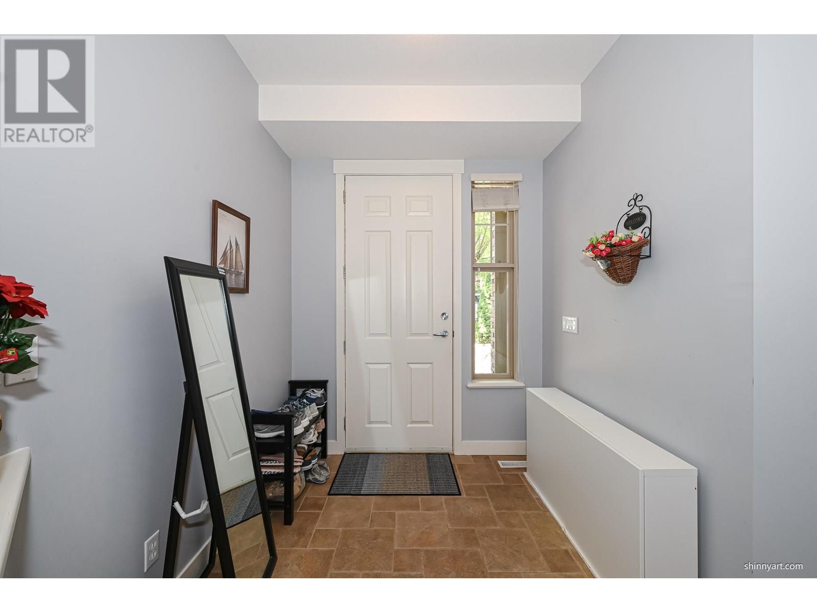 Photo 16 of 148 Maple Drive, Port Moody BC