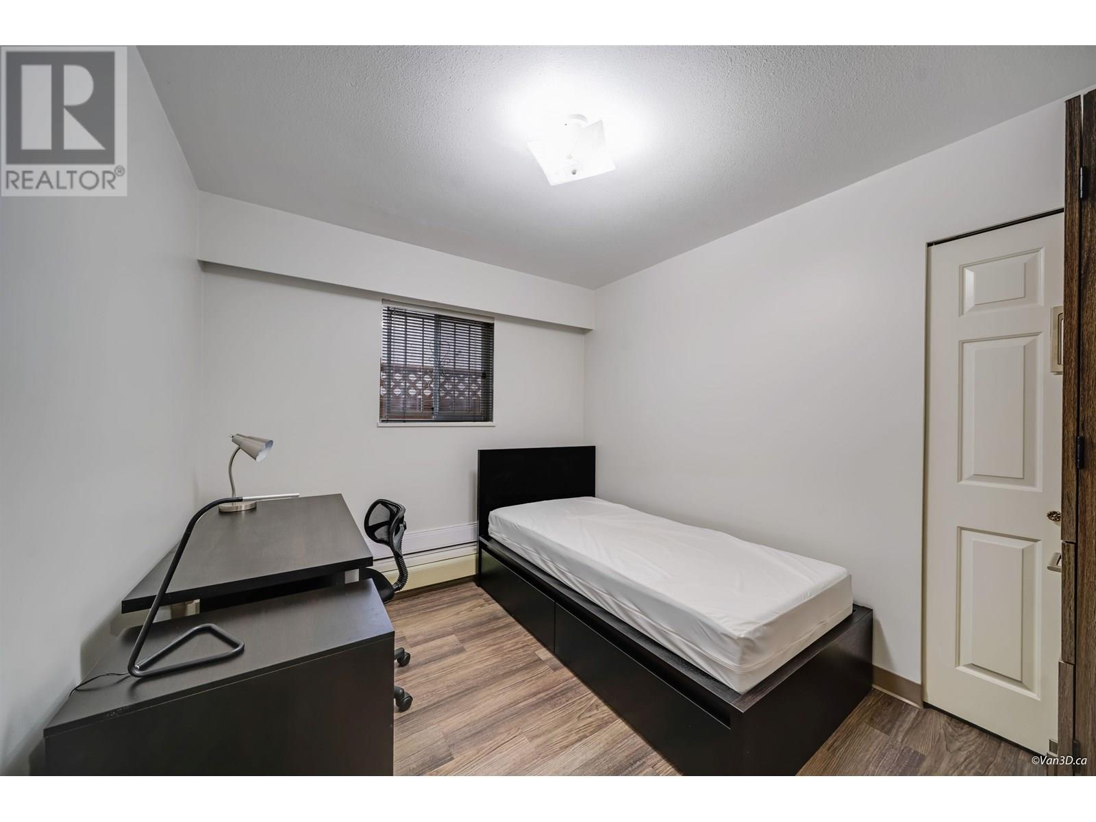 Photo 31 of 2232 Wenonah Street, Vancouver BC