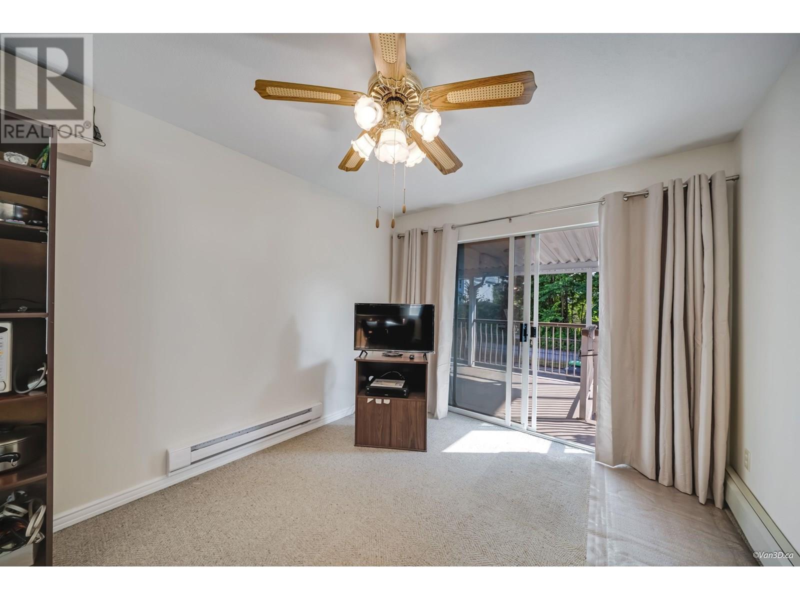 Photo 5 of 2232 Wenonah Street, Vancouver BC