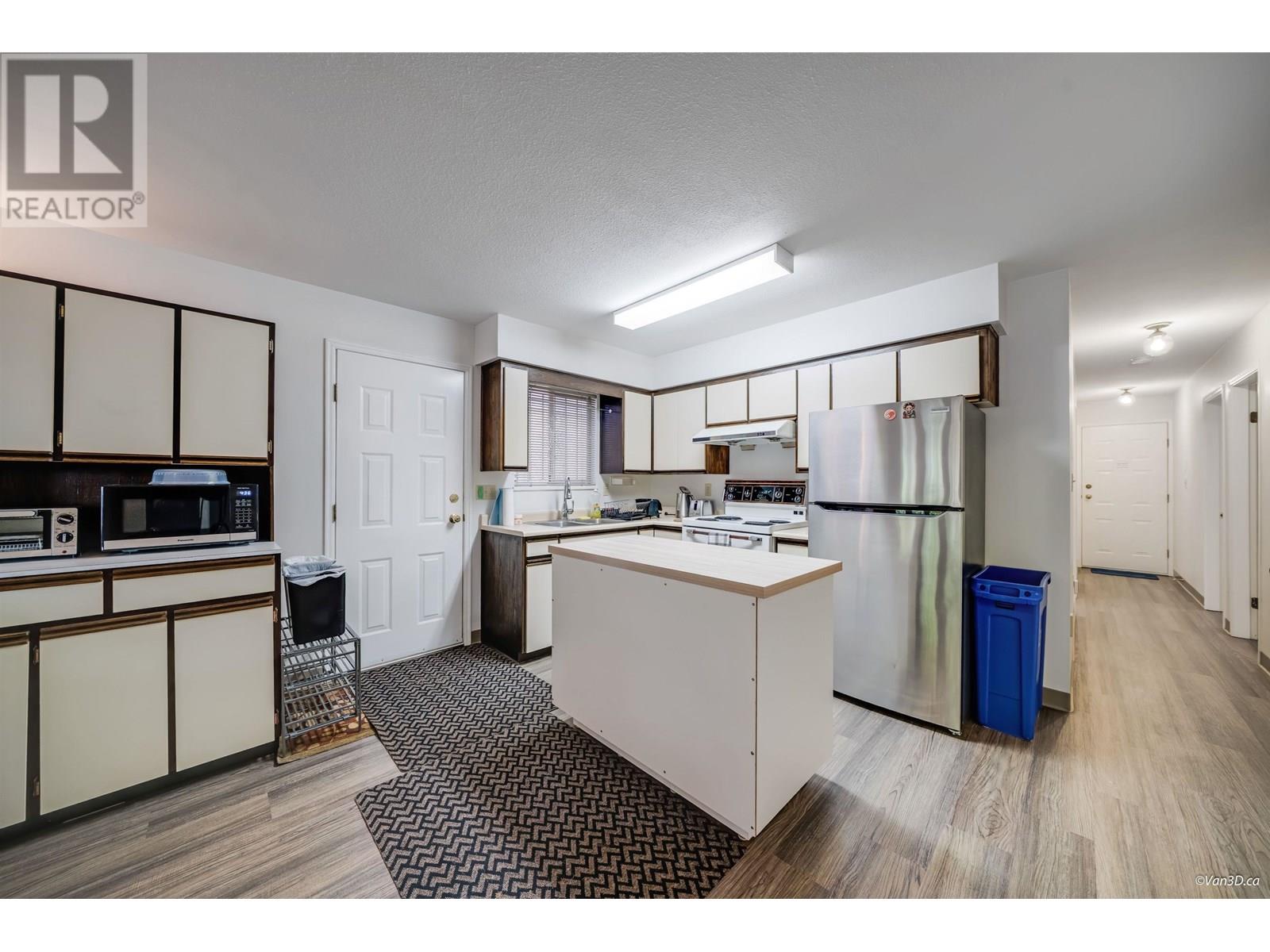 Photo 21 of 2232 Wenonah Street, Vancouver BC
