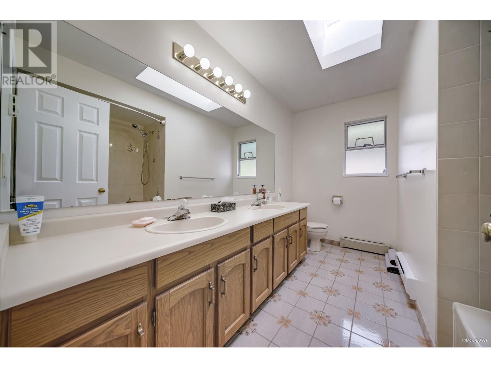 Photo 29 of 2232 Wenonah Street, Vancouver BC