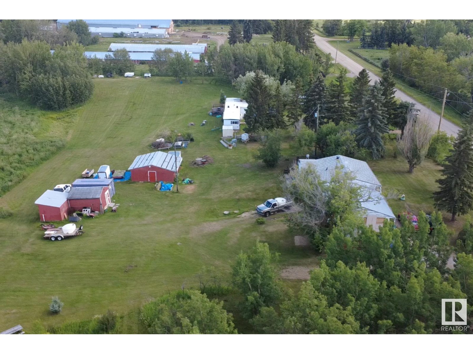 Photo 9 of 53045 Rge Road 215, Rural Strathcona County AB