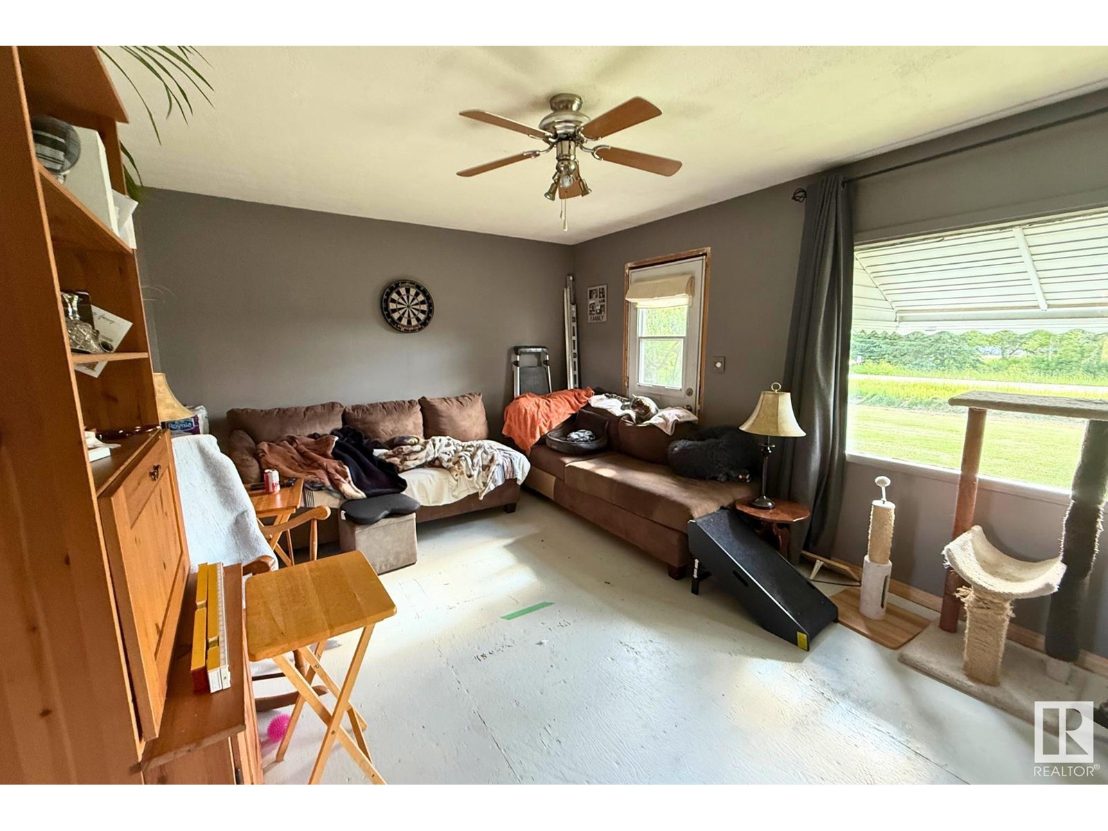 Photo 5 of 53045 Rge Road 215, Rural Strathcona County AB
