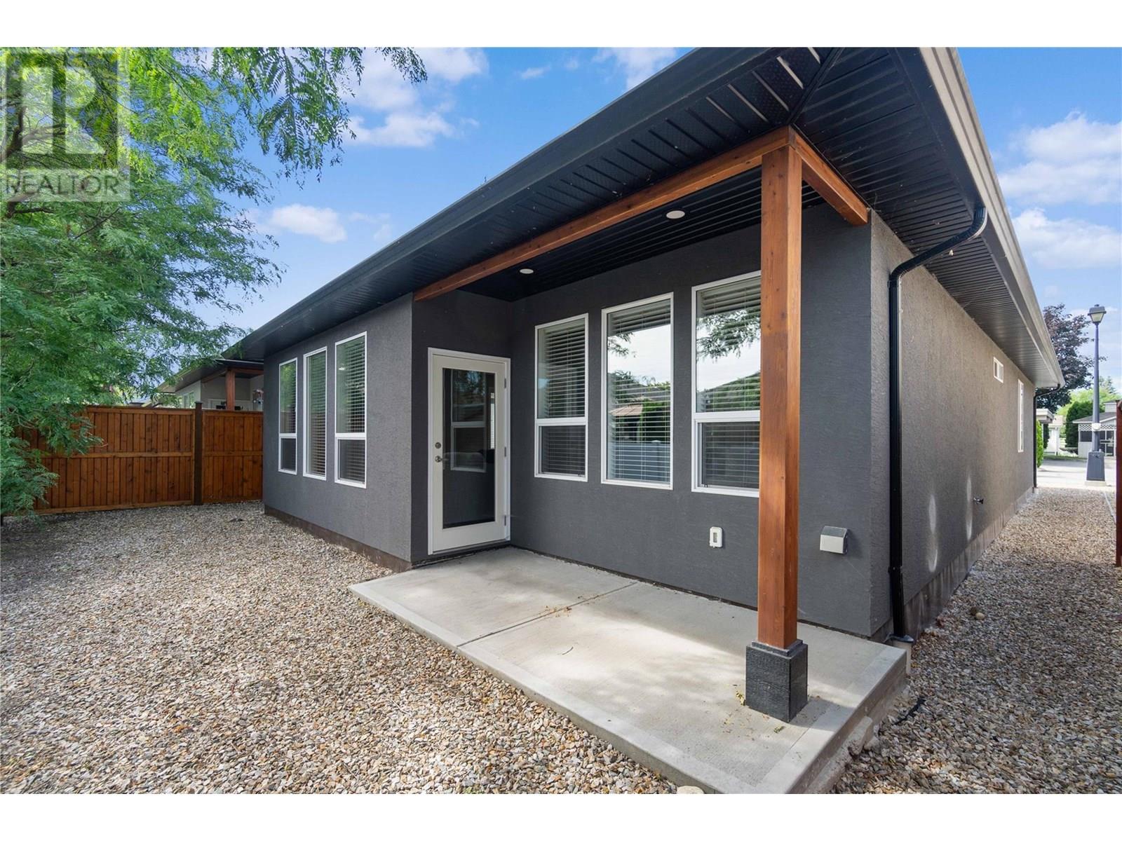 Photo 3 of 151 Beatty Avenue Nw Unit 6, Salmon Arm BC