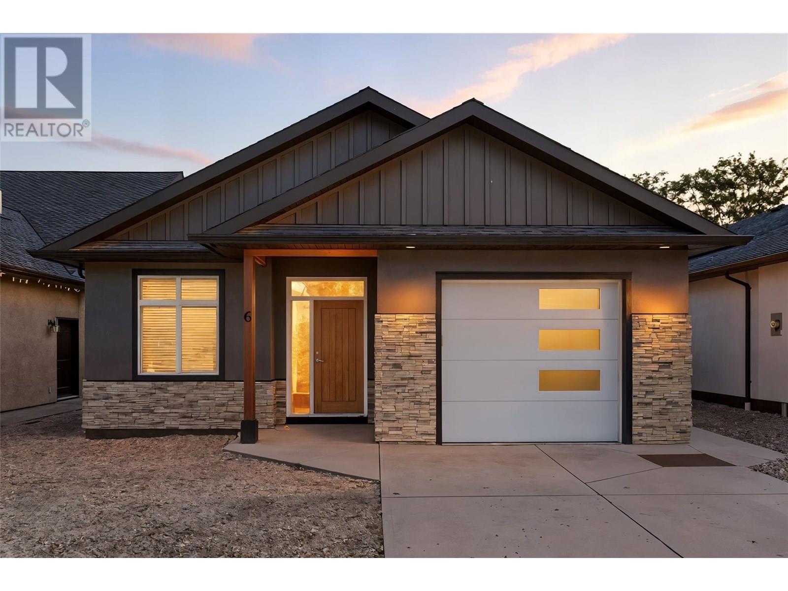 6 151 Beatty Avenue Northwest, Salmon Arm