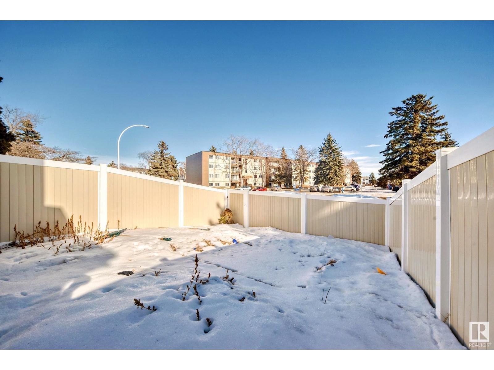 Photo 33 of 5507 144 A Av Nw, Edmonton AB