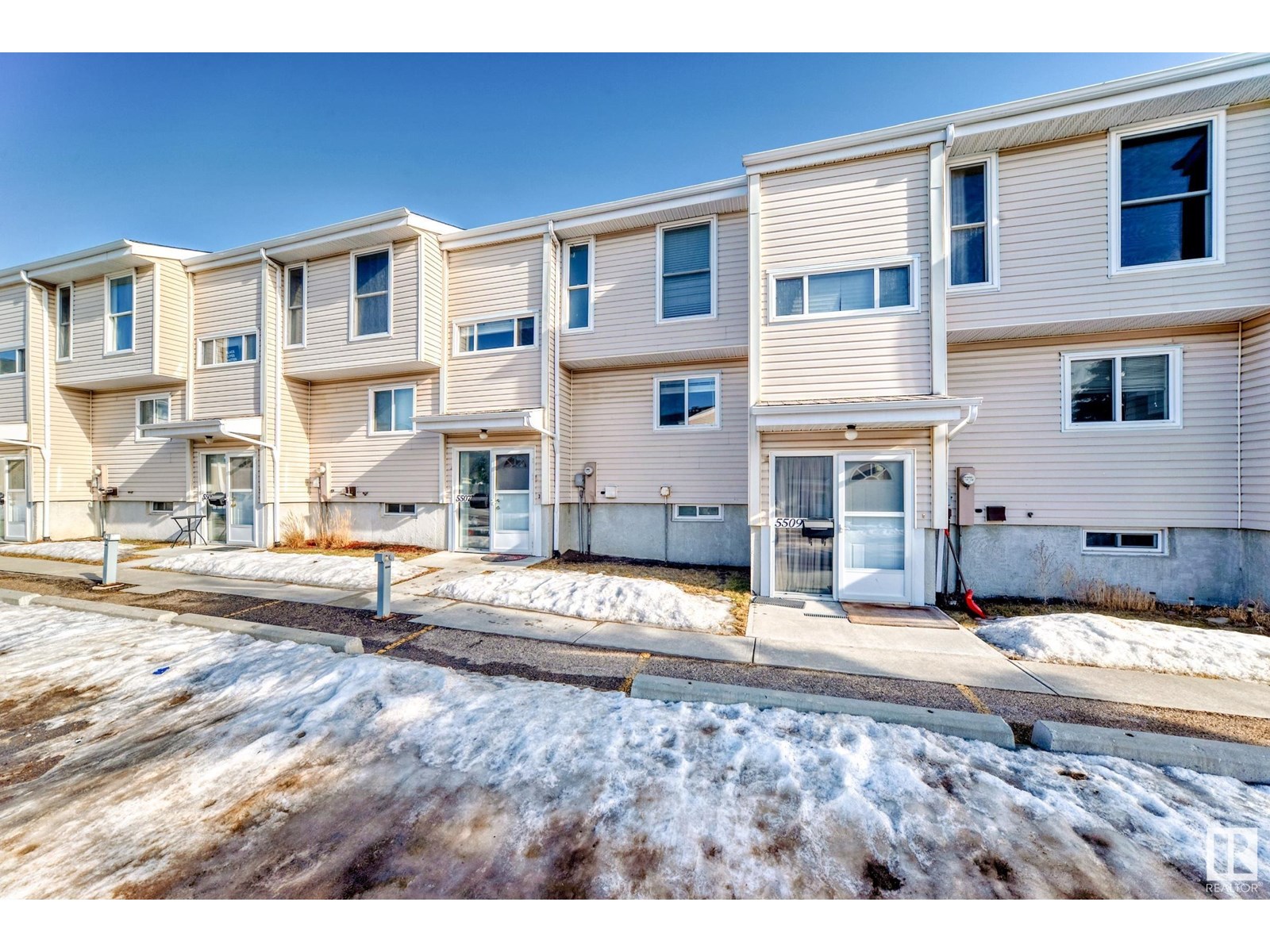 Photo 39 of 5507 144 A Av Nw, Edmonton AB