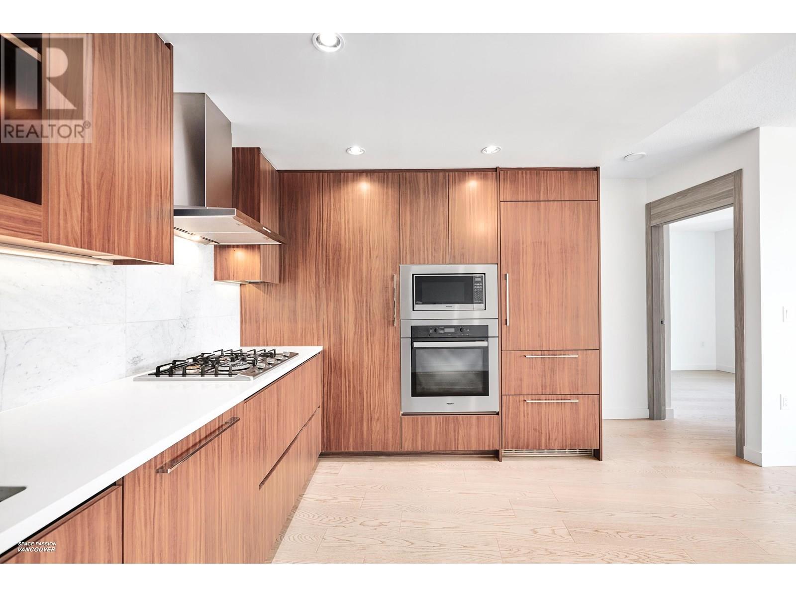 Photo 14 of 2421 89 Nelson Street, Vancouver BC