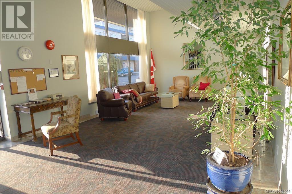 Photo 3 of 412 9805 Second St, Sidney BC