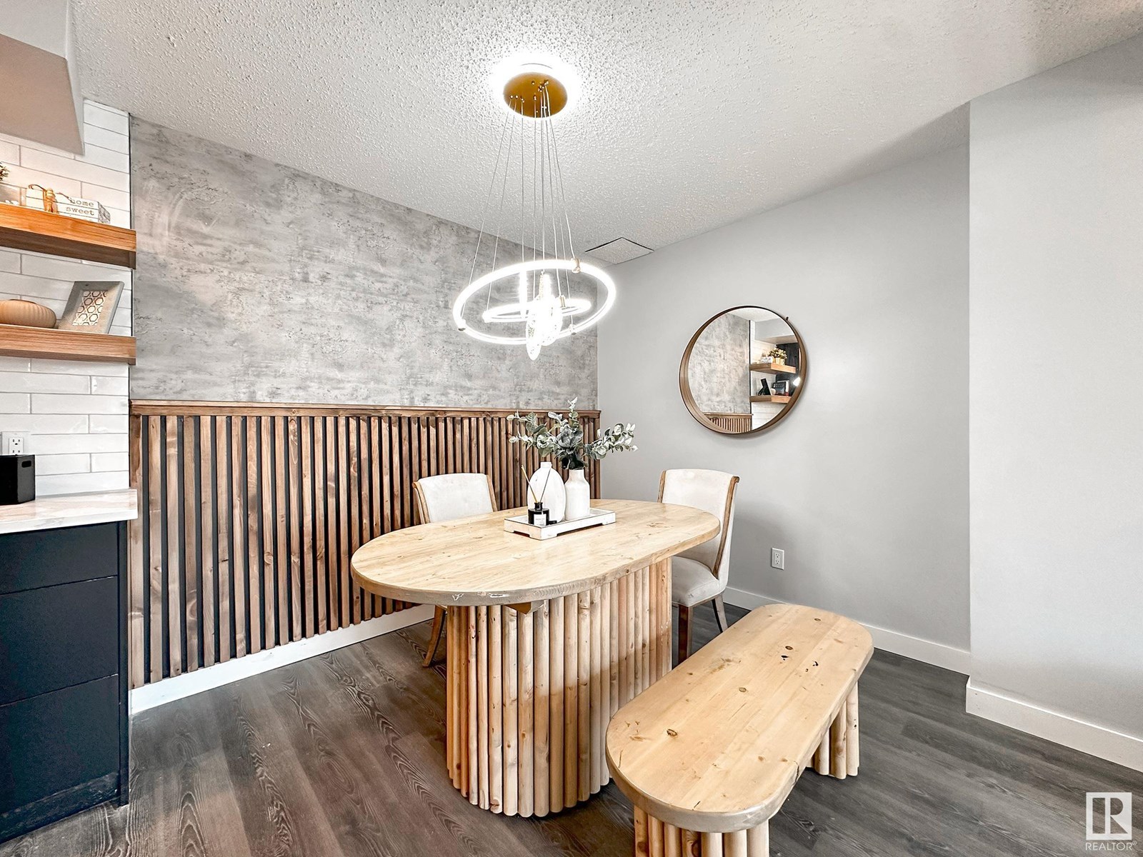 Photo 10 of 862 Erin Pl Nw, Edmonton AB