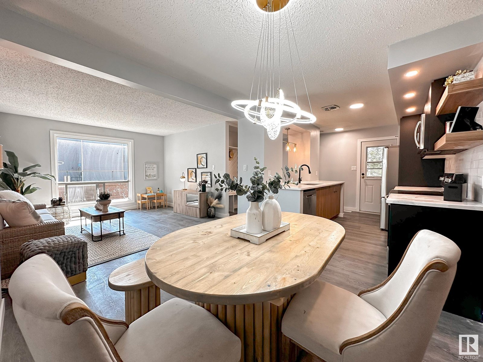 Photo 12 of 862 Erin Pl Nw, Edmonton AB