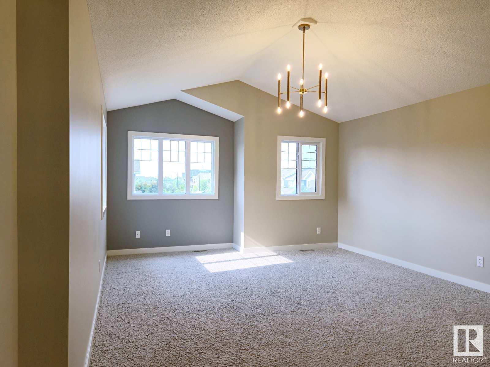 Photo 12 of 16707 18 Av Sw, Edmonton AB
