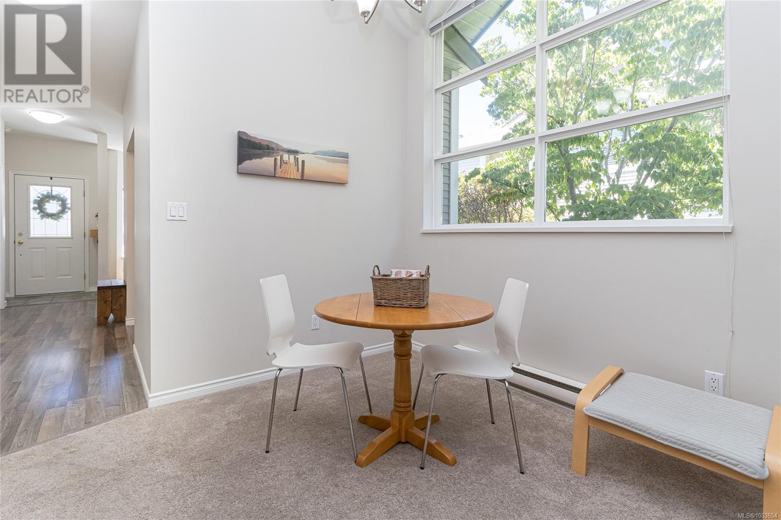 3 3633 Cedar Hill Rd, Saanich