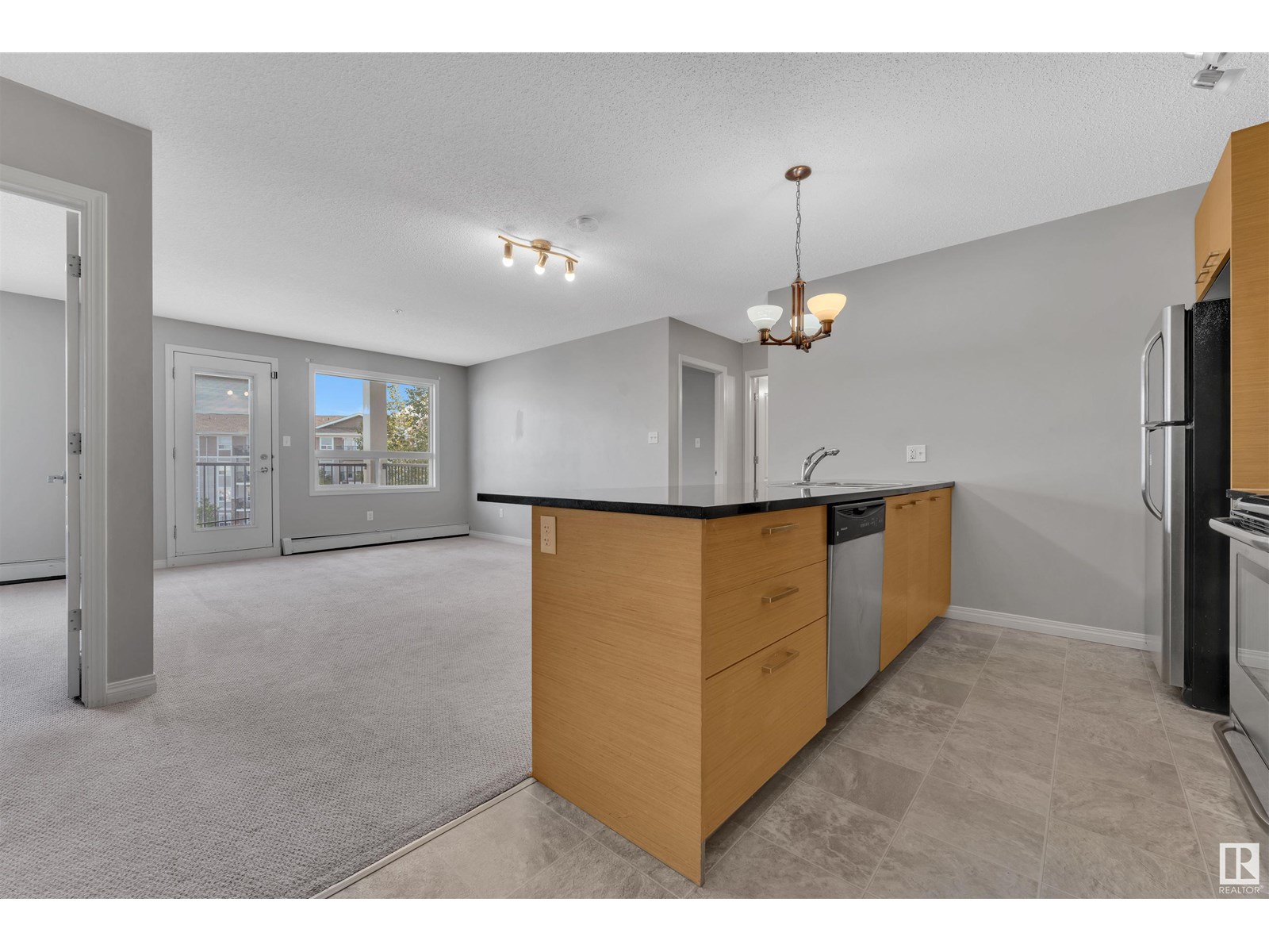 Photo 10 of 3302 9351 Simpson Dr Nw, Edmonton AB