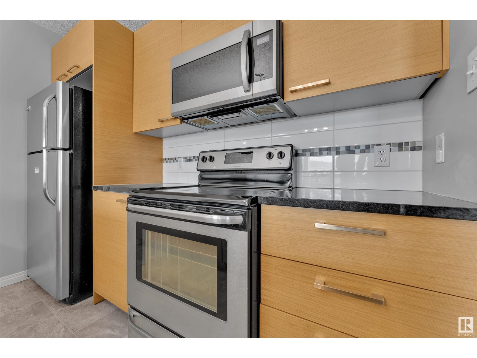 Photo 7 of 3302 9351 Simpson Dr Nw, Edmonton AB