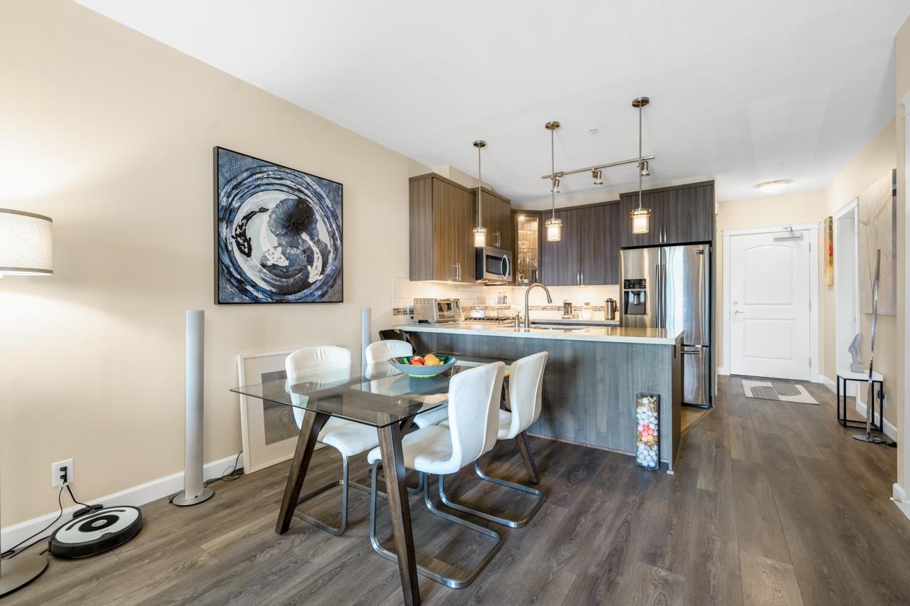 Photo 2 of A 507 20716 Willoughby Town Centre Drive, Langley BC