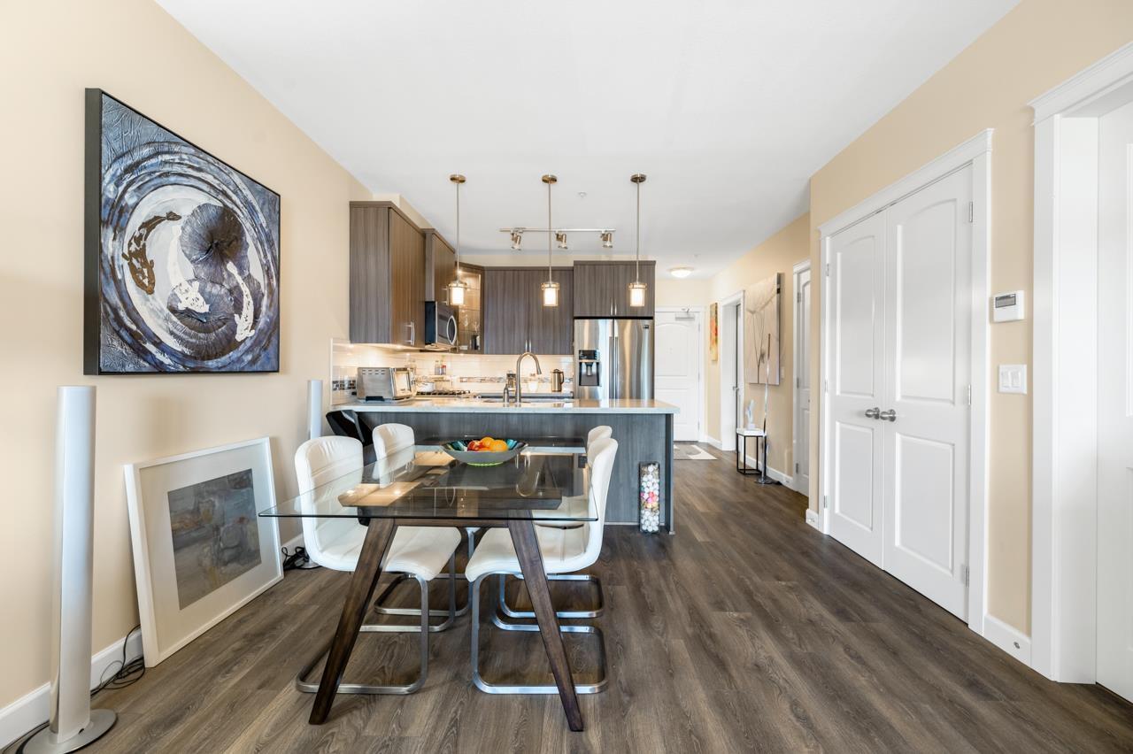 Photo 3 of A 507 20716 Willoughby Town Centre Drive, Langley BC