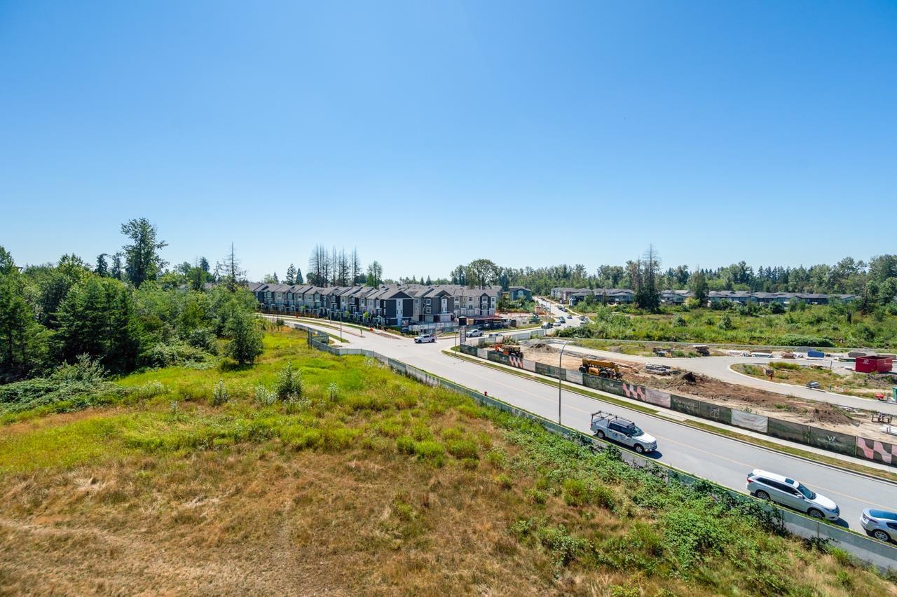 Photo 14 of A 507 20716 Willoughby Town Centre Drive, Langley BC
