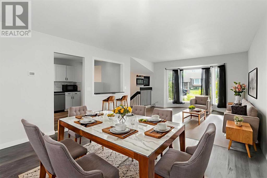 Single Family House Bi-level for Sale in  Macewan Glen Drive NW MacEwan Glen Calgary 